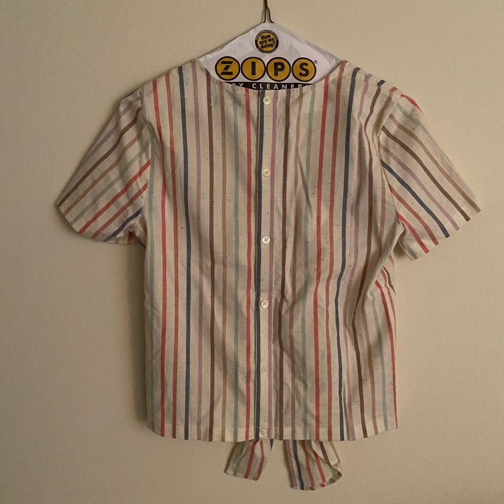 Madewell Button-Back Rainbow Stripe Tie Tee - Picture 6 of 7